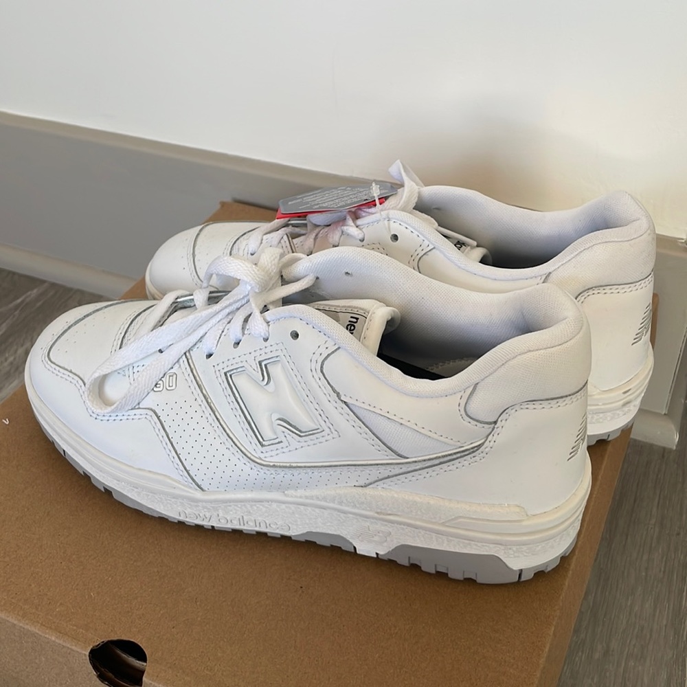 Women’s New Balance 550s - white and grey classic